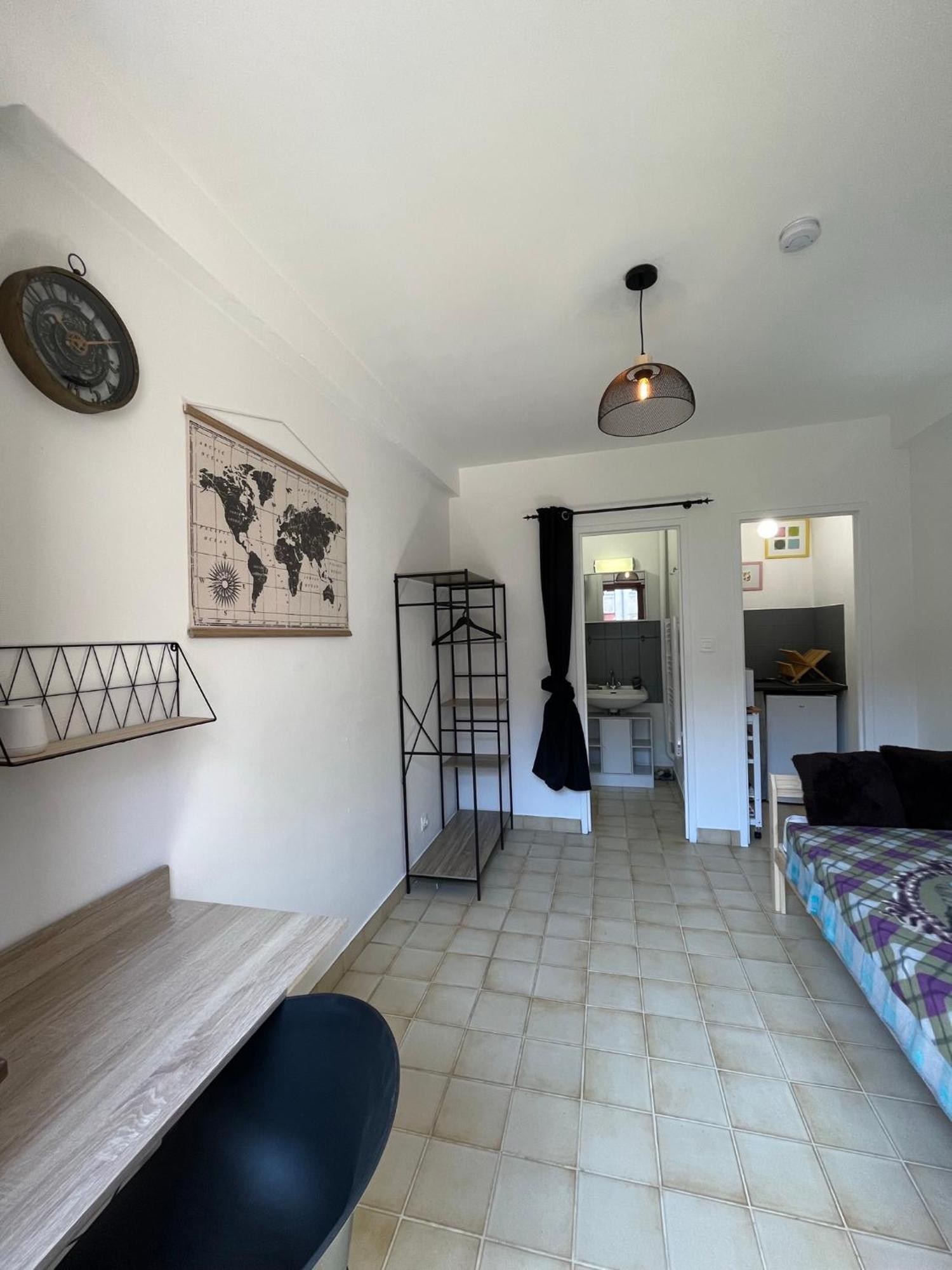 Studio Dijon Entre Centre Ville Et Facultes Экстерьер фото